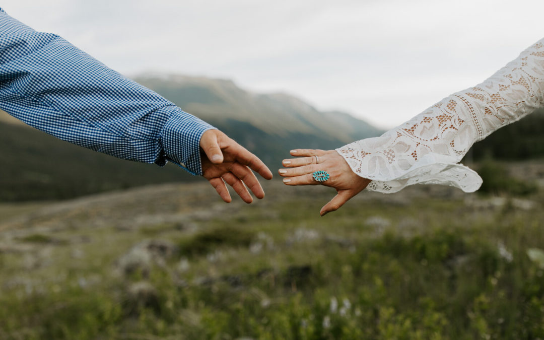 Beartooth Mountains Engagement Photos | Montana Wedding Photographer